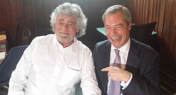 Farage e Grillo - Foto dal sito UKIP