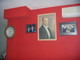 Il ritratto di Atatürk e alcune immagini di Gül, Erdogan insieme ad alcuni esponenti del KDTP, presso la sede del KDTP, Prizren.