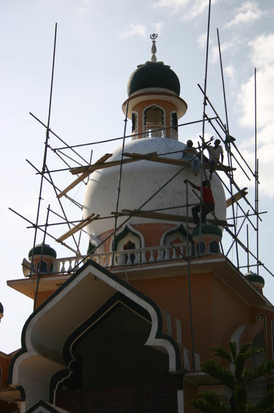 Colombo, Sri Lanka. Ristrutturazione Moschea – Negombo. Foto di Cinzia Penati e Valentina Ferraboschi, 2008.