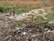 Itaobim, Brasile. Lavando i panni nella spazzatura. Foto di Elisa Franco